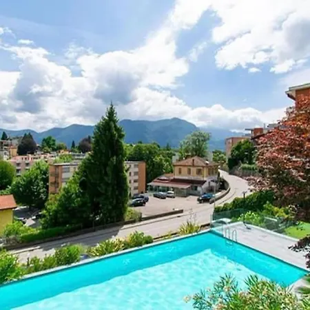 Lejlighed Romantic Loft With Outside Swimming Pool, 400m From Station