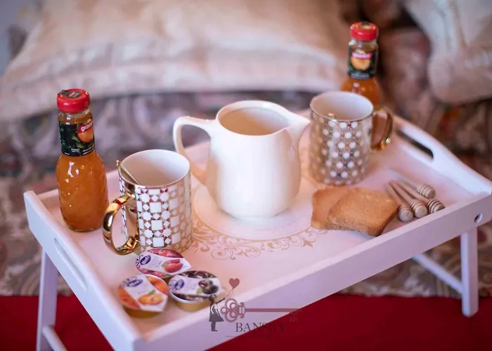 Apartment Romantic Loft With Outside Swimming Pool, 400m From Station *