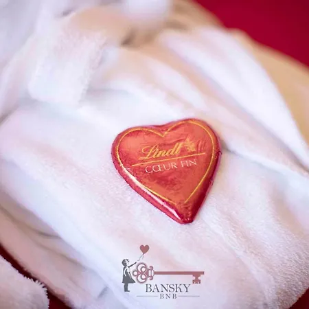 Apartment Romantic Loft With Outside Swimming Pool, 400m From Station